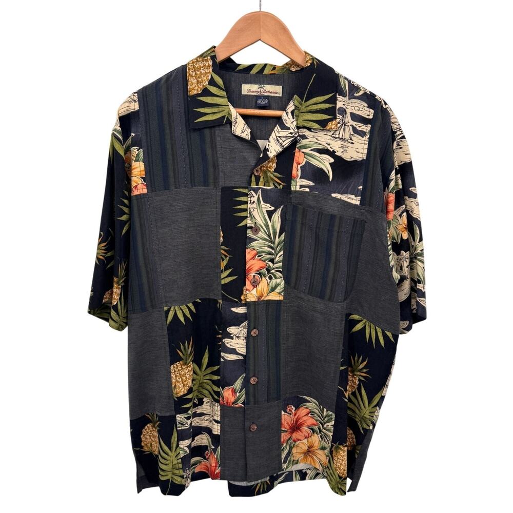Tommy Bahama Button‎ Front Tropical Shirt Medium Black Gray Silk Floral Print